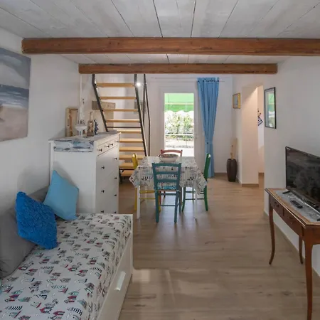 Casa Mare Blu - Helloelba Pomonte